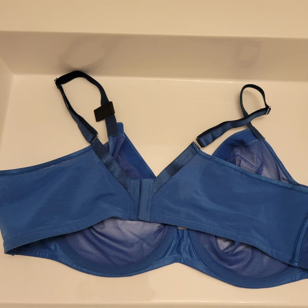 Curvy Couture Bra 42D